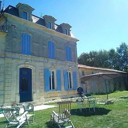 Bed & Breakfast Domaine Du Grand Ormeau Semillac